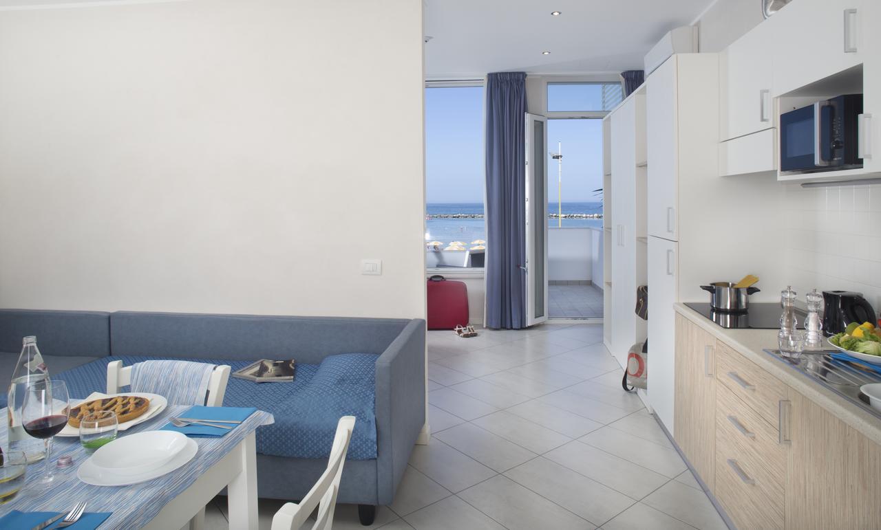 White Suite & Apartments Bellaria-Igea Marina Exterior foto