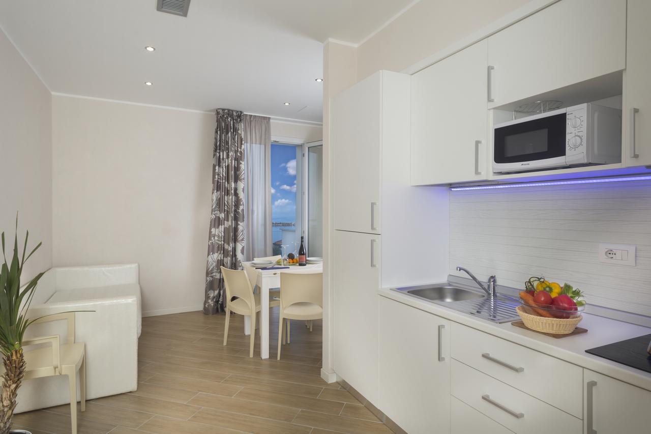 White Suite & Apartments Bellaria-Igea Marina Exterior foto