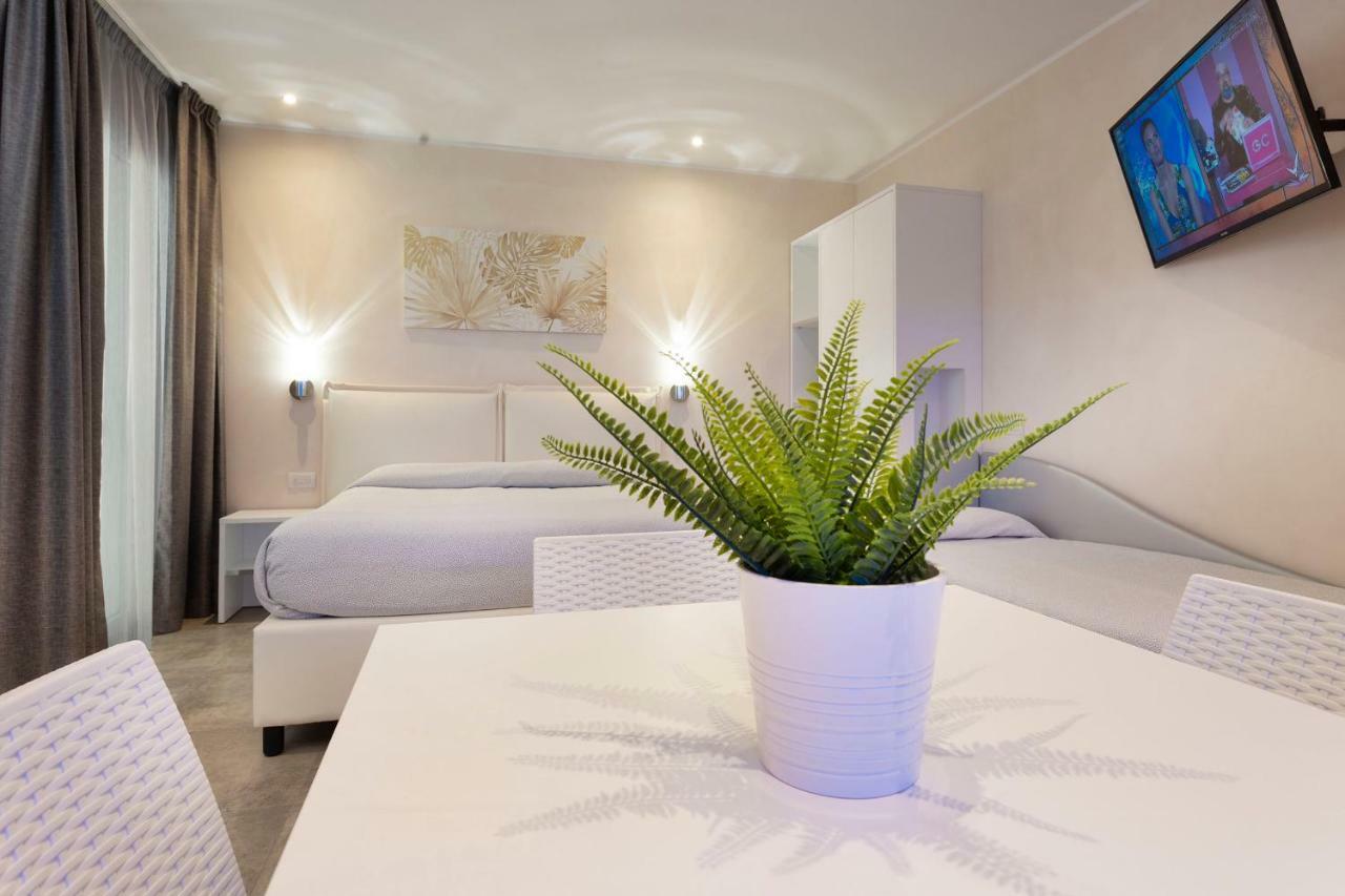 White Suite & Apartments Bellaria-Igea Marina Exterior foto